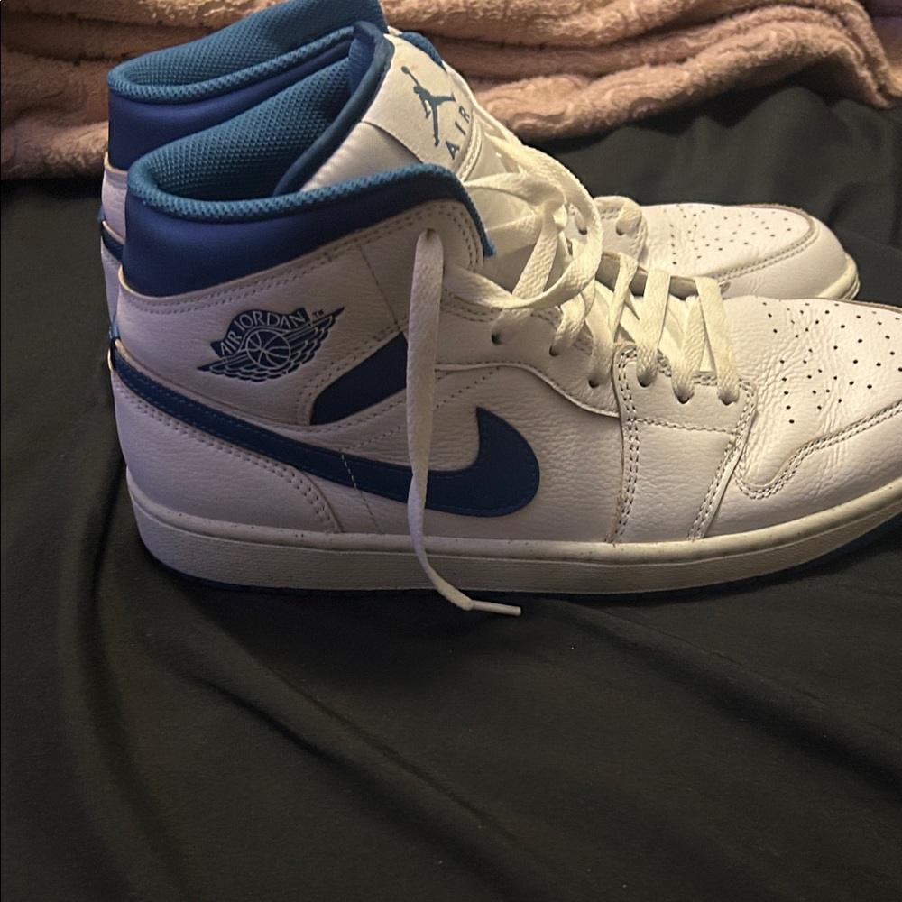 Air Jordan High-Top Sneakers White and Blue